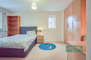 Photo 25- click for photo gallery